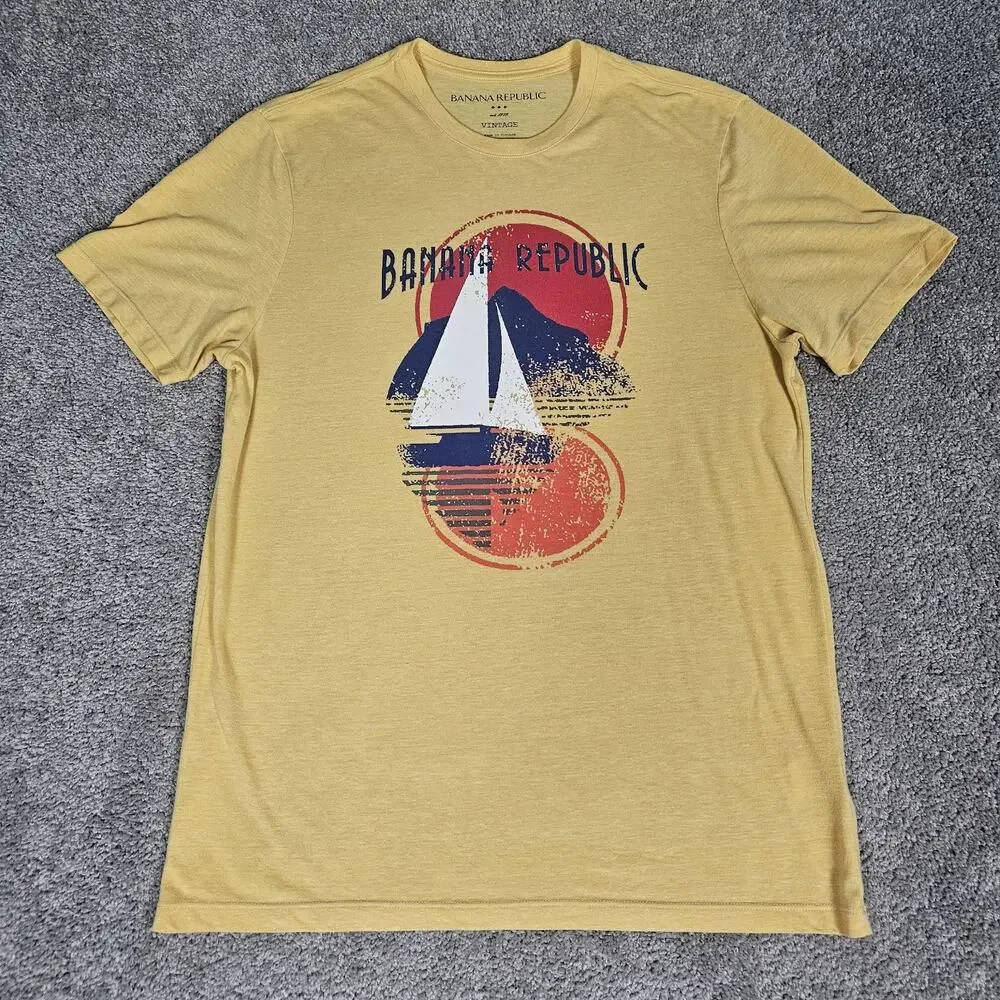 Banana Republic Graphic T-Shirts Men's Large Lot Of 2 Vintage Style Red Yellow